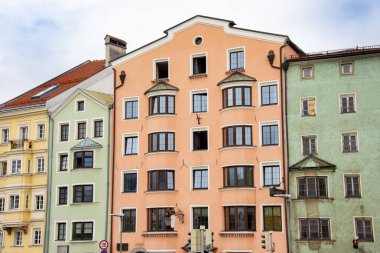 Innsbruck 'un Renkli Apartmanları - Avusturya