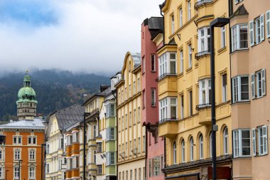 Innsbruck 'taki Konut Binası Cephesi - Avusturya