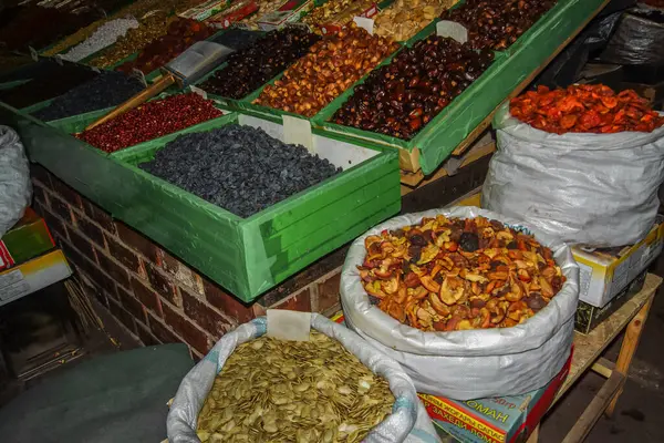 Sortimento Com Vários Tipos Frutas Secas Mercado Oriental Gerando Inteligência — Fotografia de Stock