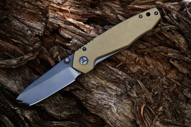 Siyah bıçak ve fiberglas yapılmış sapı bıçak kamp turist, katlama