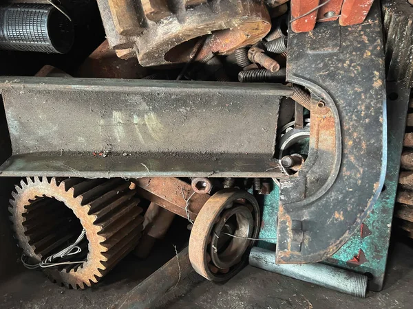 Old Steel Waste Junk Yard Rust Damaged Metal Parts Prepare — Stock Photo, Image