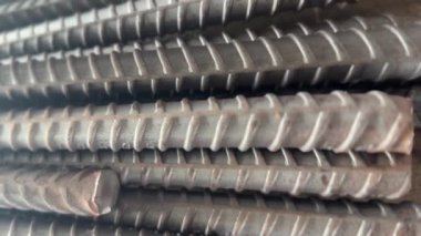 Deforme demir, güçlü demir.