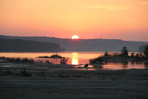 Прекрасний Захід Сонця Річці Дунай Воєводині Сербія Вид Острова — стокове фото