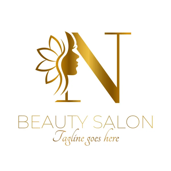 Gold Letter Initial Beauty Brand Design — стоковый вектор