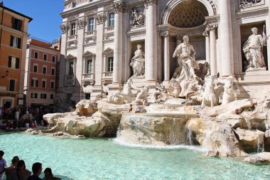 Roma, İtalya - 13 Eylül 2022: Trevi Çeşmesi Roma, İtalya