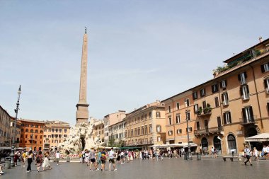 Roma, İtalya - 14 Eylül 2022: Roma, İtalya 'da Piazza Navona Meydanı