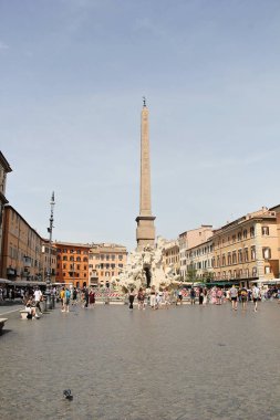 Roma, İtalya - 14 Eylül 2022: Roma, İtalya 'da Piazza Navona Meydanı