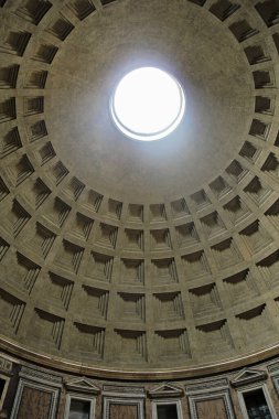 Roma, İtalya - 14 Eylül 2022: Roma, İtalya 'daki Panteon İç Daire Cupola