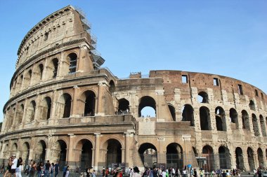 Roma, İtalya - 14 Eylül 2022: Roma, İtalya 'da Kolezyum Binası