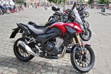 Roma, İtalya - 15 Eylül 2022: Roma, İtalya 'da Yeni Honda Motosikletleri Sergilendi