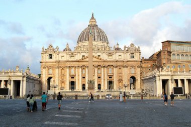 Roma, İtalya - 16 Eylül 2022: Vatikan ve Aziz Peter Bazilikası