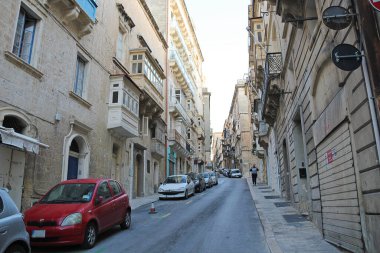 Valletta, Malta - 19 Aralık 2022: Malta 'daki Valletta Old Town Caddesi 