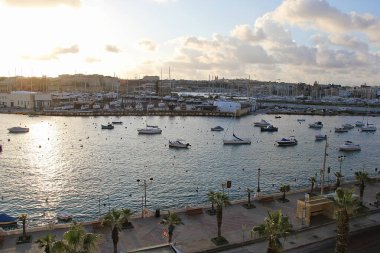 Valletta, Malta - 19 Aralık 2022: Malta Limanı veya Port Aerial View