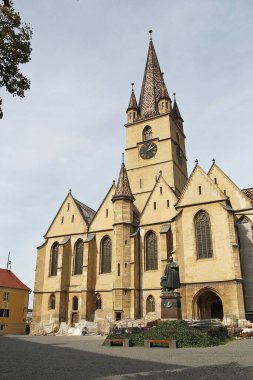 Sibiu, Romanya - 29 Eylül 2019: Romanya 'nın Sibiu kentindeki Luteryan Katedrali