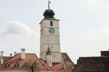 Sibiu, Romanya - 29 Eylül 2019: Sibiu Old Town, Romanya 'daki Konsey Kulesi