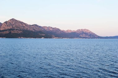 Hırvatistan Sahil ve Makarska Riviera Manzaralı Günbatımı Panoraması, Hırvatistan