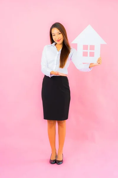 Portrait Beautiful Young Asian Woman Show House Home Sign Pink — Stock Photo, Image