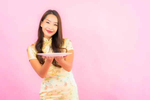 Portrait Beautiful Young Asian Woman Plate Pink Color Background — Stock Photo, Image