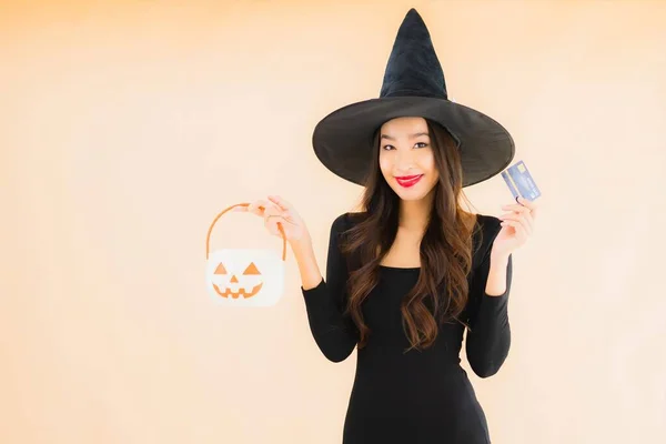 Portret Mooie Jonge Aziatische Vrouw Dragen Halloween Kostuum Kleur Geïsoleerde — Stockfoto