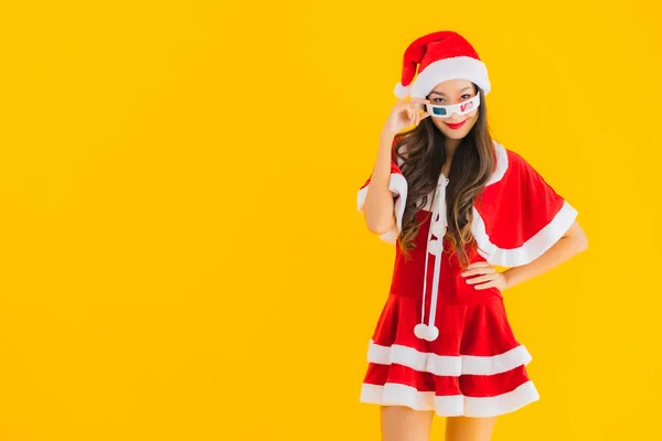 Porträt Schöne Junge Asiatische Frau Tragen Weihnachtskleidung Hut Mit Popcorn — Stockfoto