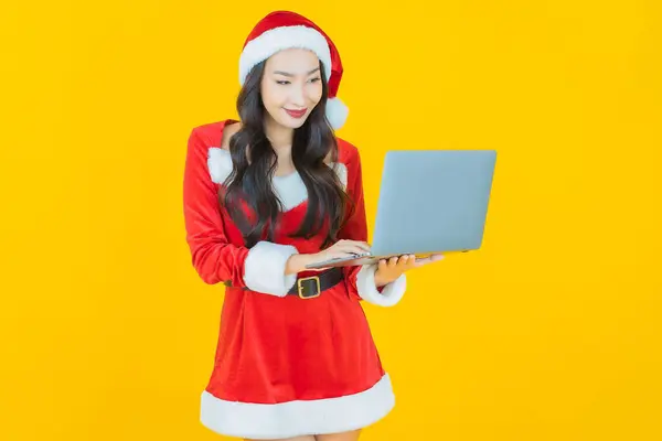 Portrait Beautiful Young Asian Woman Wear Christmas Costume Computer Laptop — Zdjęcie stockowe