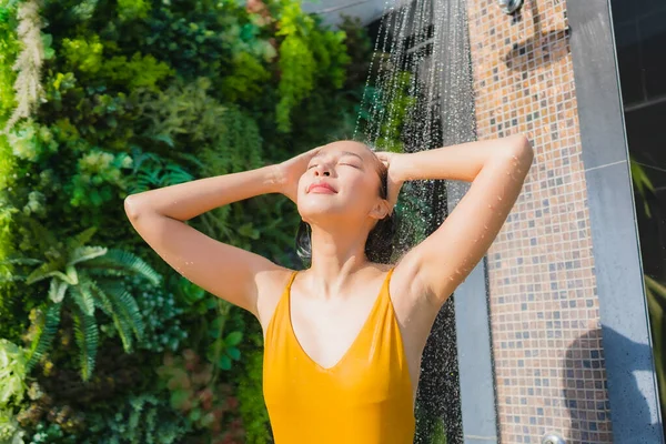 Portrait Beautiful Young Asian Woman Relax Happy Smile Outdoor Swimming — Stock Photo, Image