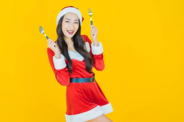 Portrait Beautiful Young Asian Woman Wear Christmas Costume Spoon Fork — 图库照片