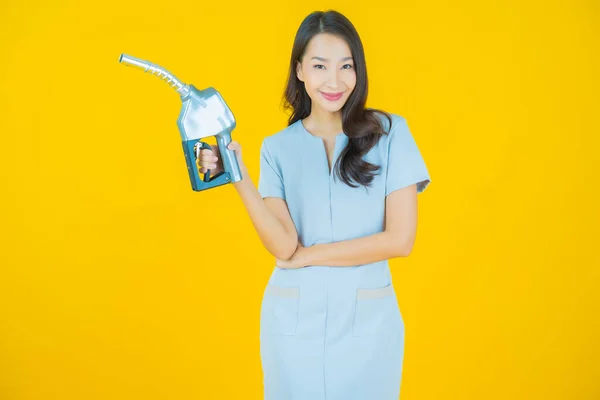 Portrait Beautiful Young Asian Woman Feul Gas Pump Color Background — Stock Photo, Image