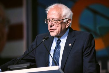 San Francisco, Kaliforniya, ABD - Haziran 02: 2019: Senatör Bernie Sanders bir Demokrat Parti Eyalet Kongresi 'nde (Gage Skidmore' un)