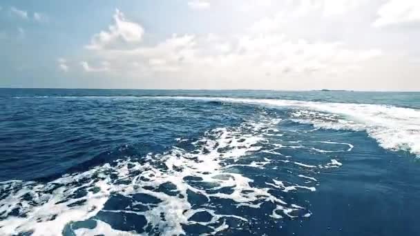 Mar Splash Ondas Trilha Câmera Lenta Oceano Índico Maldivas — Vídeo de Stock