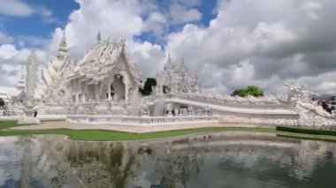 Chiang Rai Tayland 'daki Beyaz Tapınak veya Wat Rong Khun.