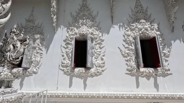 Artystyczny Nadproże Balustrady Wat Rong Khun Chiang Rai Fps Wideo — Wideo stockowe