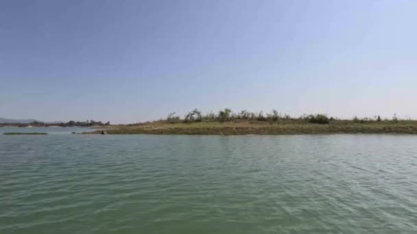 Kaptai Lake Zoetwater Door Mens Gemaakt Bron Bangladesh — Stockvideo