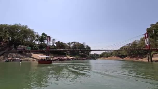 Kaptai Gölü Rangamati Bölgesindeki Asma Köprüyü Kapatın — Stok video