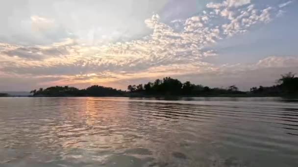 Golden Sunset Kaptai Lake Tropical Beach Seascape Horizon — Stock Video