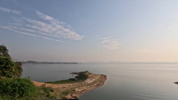 Kaptai Meer Ochtend Schilderachtig Uitzicht Vanaf Afgelegen Eiland — Stockvideo