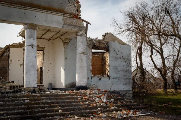 Zalyman Région Kharkiv Ukraine 2023 Bombardement Militaire Russe Une École — Photo