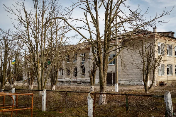 Zalyman Région Kharkiv Ukraine 2023 Bombardement Militaire Russe Une École — Photo