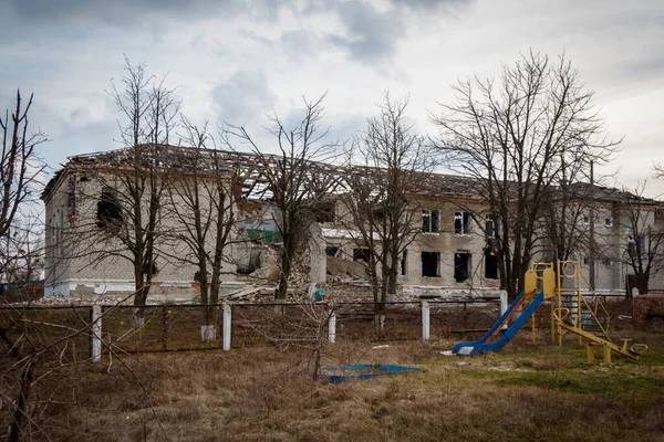 Zalyman Kharkiv Region Ukraine 2023 Ρωσικός Στρατιωτικός Βομβαρδισμός Σχολείου Πολιτιστικού — Φωτογραφία Αρχείου