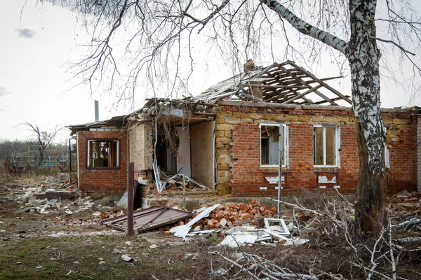 stock image Zalyman, Kharkiv region, Ukraine, 03.25.2023: Russian military shelling of a school, cultural center and private houses. Russia Ukraine war