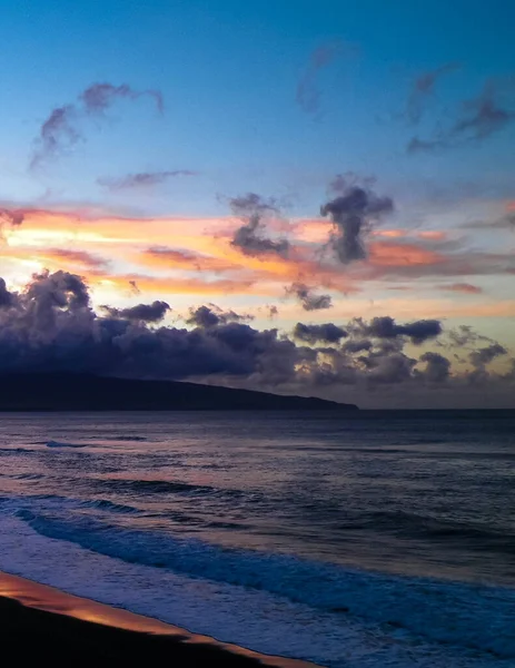Όμορφο Ηλιοβασίλεμα Πάνω Από Την Παραλία Στο Ribiera Grande Ατλαντικός — Φωτογραφία Αρχείου