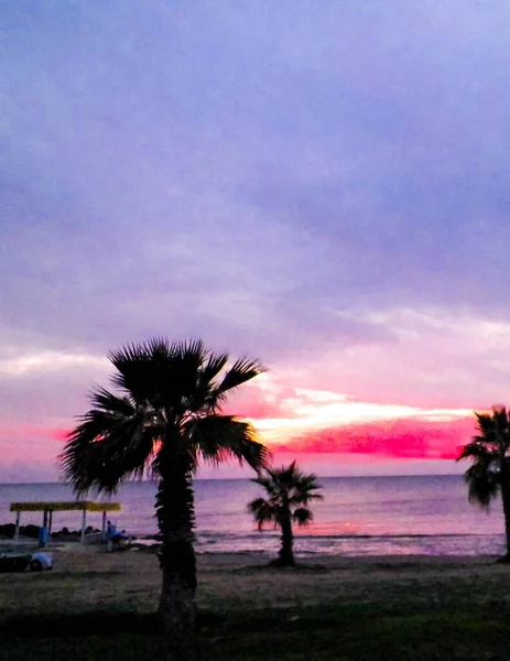 Ηλιοβασίλεμα Πάνω Από Τροπική Παραλία Ομορφιά Στη Φύση — Φωτογραφία Αρχείου