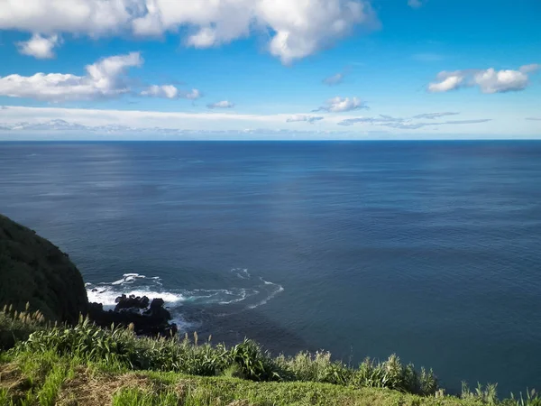 Pobřežní Útesy Sao Miguel Azorské Ostrovy Krása Přírody Kopírovat Prostor — Stock fotografie
