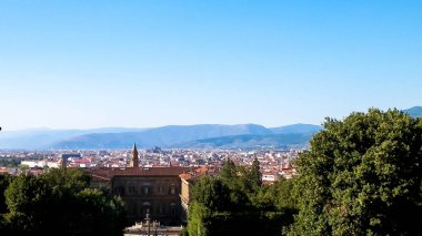 Boboli bahçesinden Floransa manzarası. İtalya, Toskana 'da tatil. Seyahat ve Mimarlık kavramı.