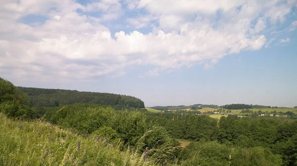 Wzgórza Pola Łąki Piękny Krajobraz Wieżycy Kaszub Północna Polska Przestrzeń — Zdjęcie stockowe