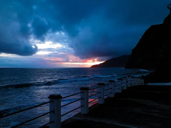 Чудовий Захід Сонця Над Пляжем Повокао Азорські Острови Португалія Подорожі — стокове фото