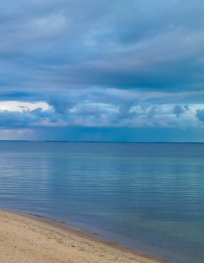 Güzel Baltık Denizi. Gökyüzünde boşluk kopyala.