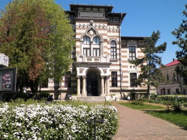 Romanya 'nın Constanca kentindeki şehir merkezinin mimarisi. Mimarlık ve seyahat konsepti.
