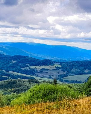 Bieszczady dağlarının güzel manzarası. Karpatlar. Doğanın güzelliği.