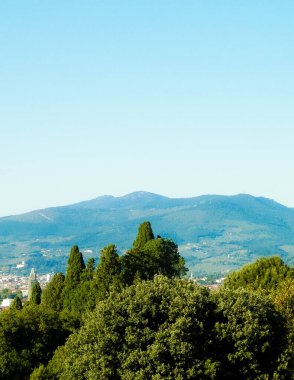 Floransa yakınlarındaki Apeninlerin manzarası, Toskana. İtalya 'da tatiller, seyahat kavramı.